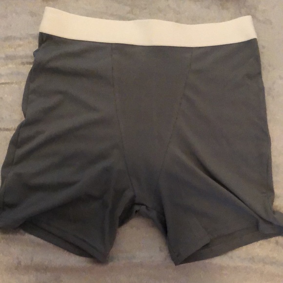 Skims inspired women lounge wear - Picture 9 of 10